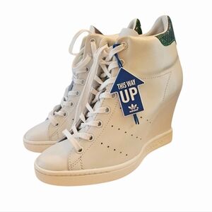 Adidas Women's White and Green Wedge Sneakers